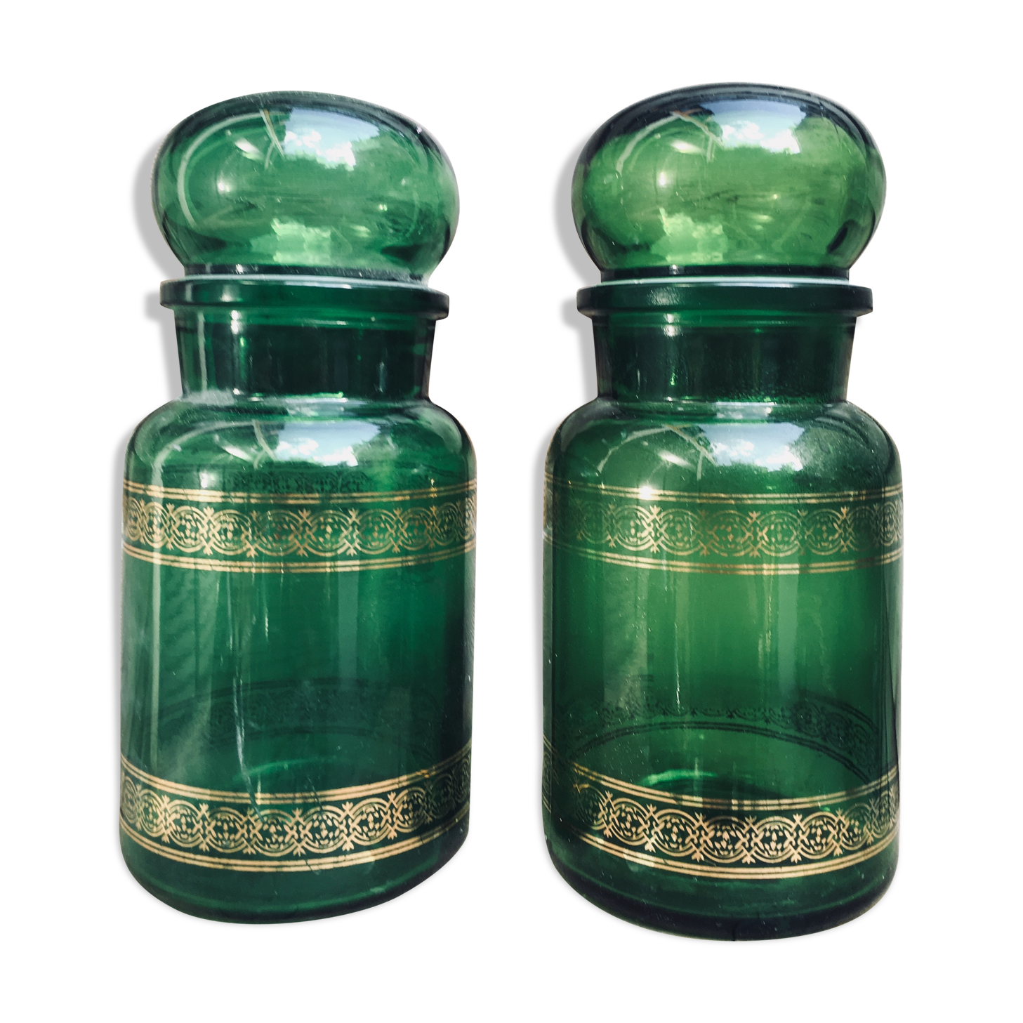 Set of 2 old apothecary bottles