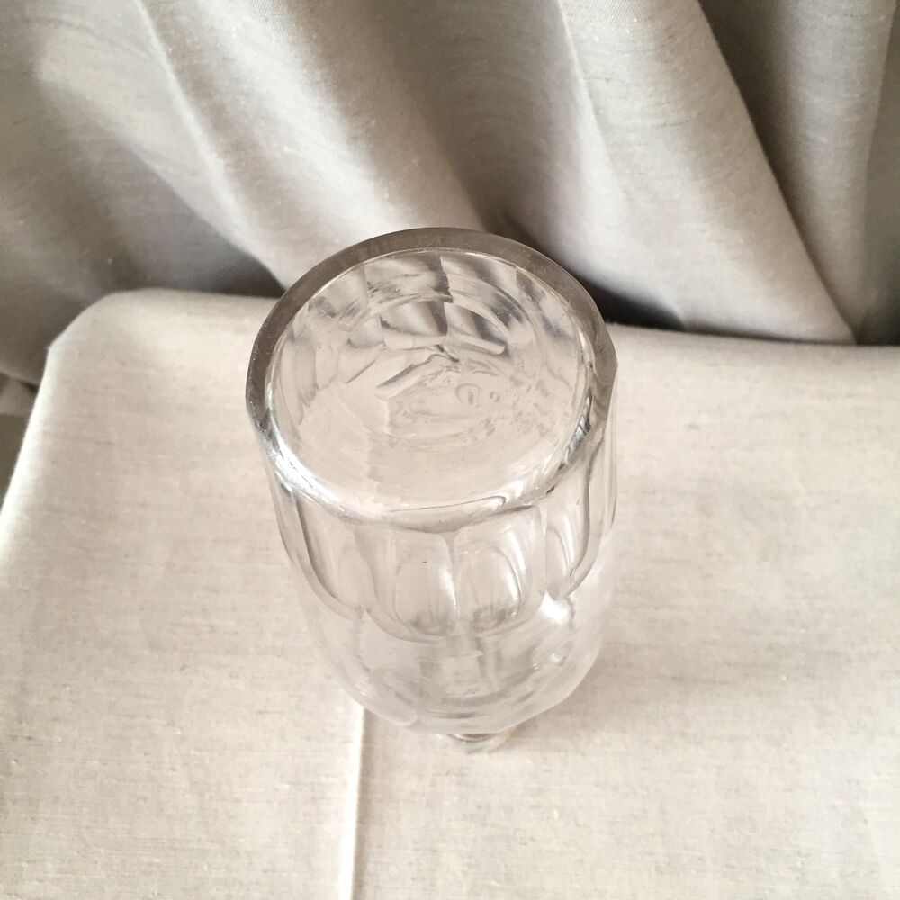 Bottle in gravel glass cognac of the years 1930