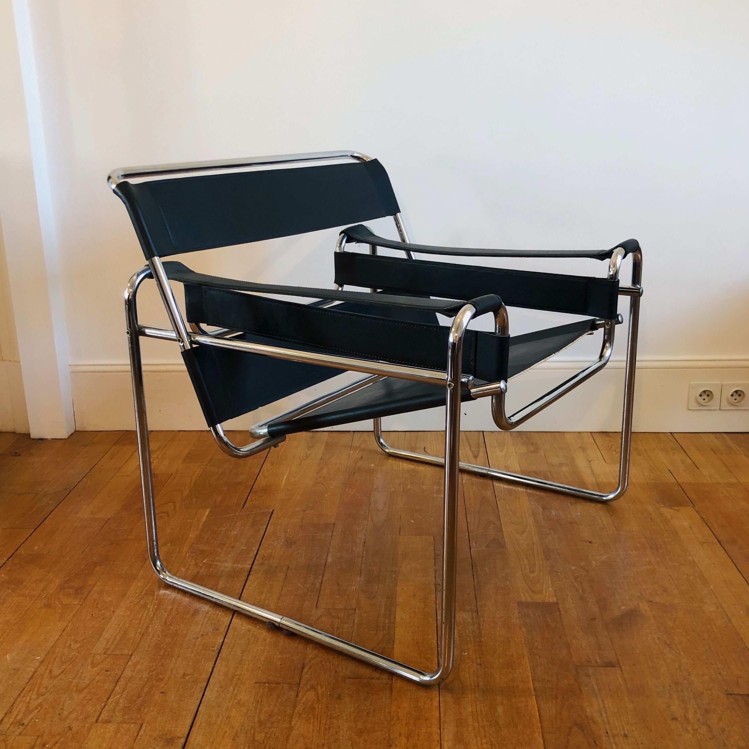 B3 Wassily chair by Marcel Breuer