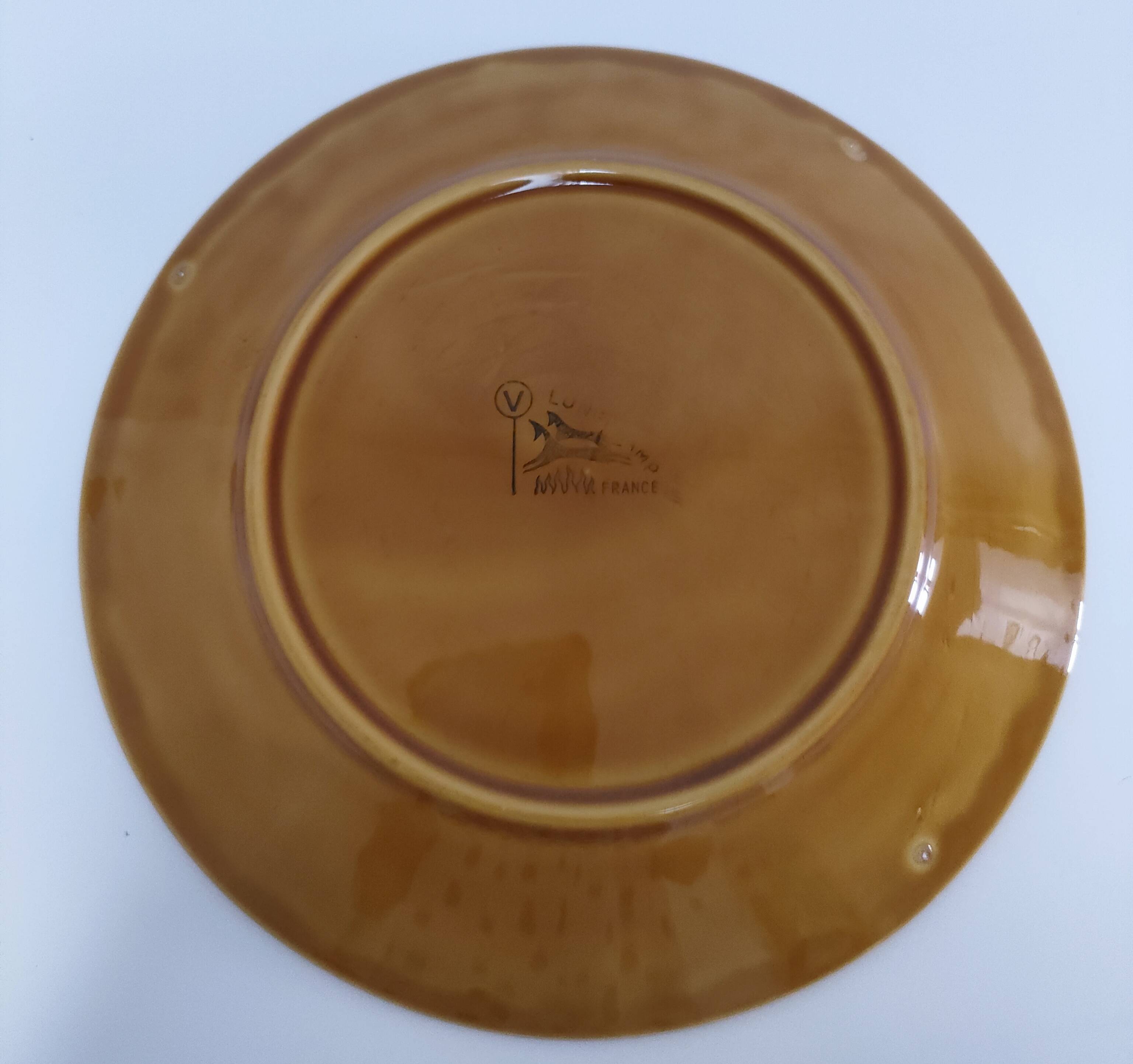 10 assiettes décor poisson par Robert Picault pour Longchamp