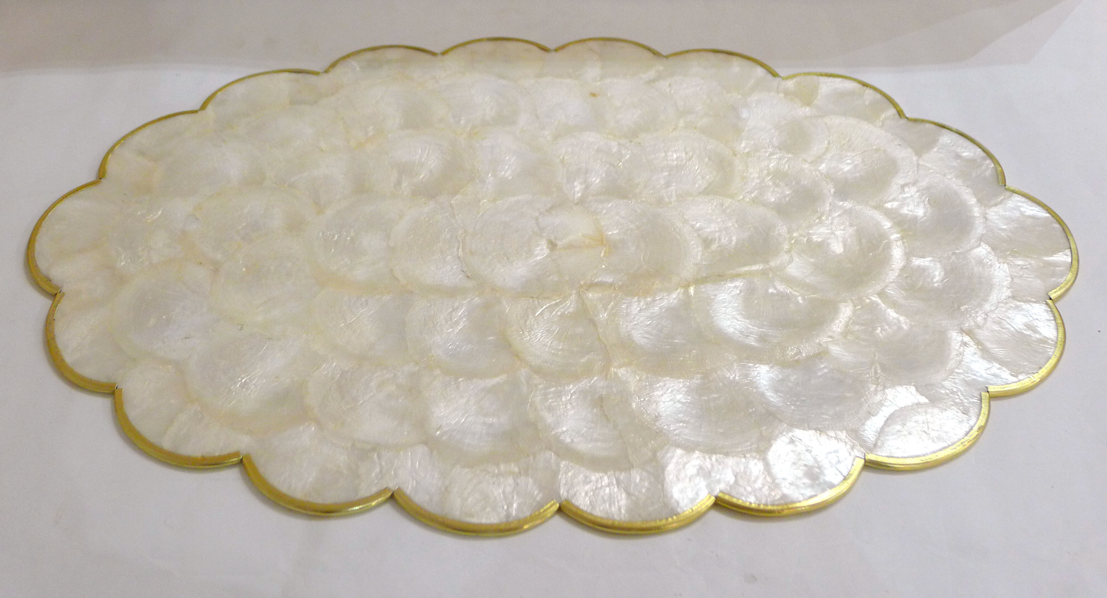 Cloud-shaped mother of Pearl wall decoration