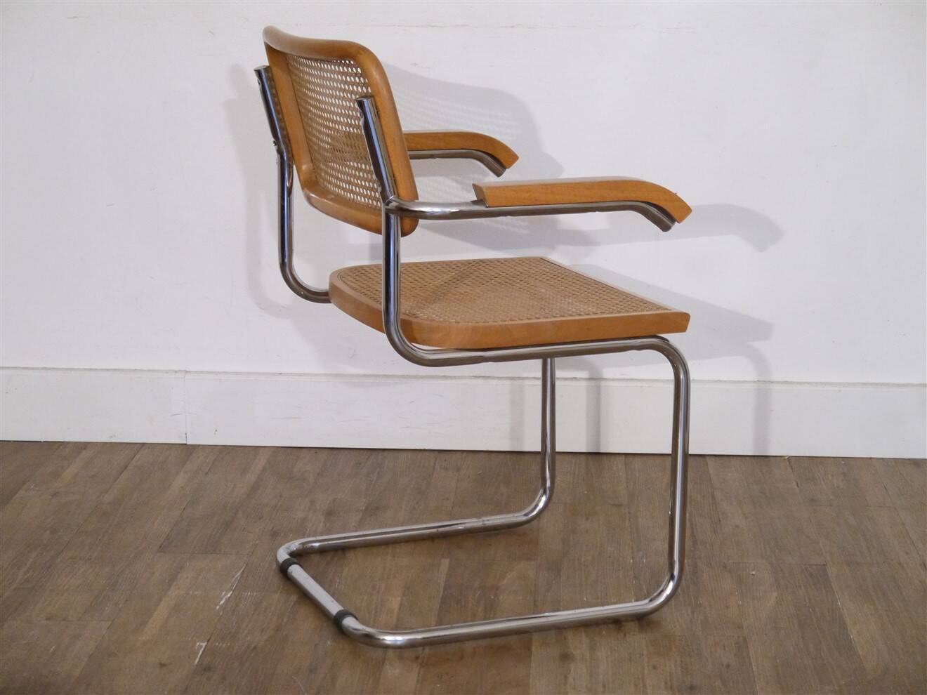 Fauteuil Cesca en bois metal et cannage 1970