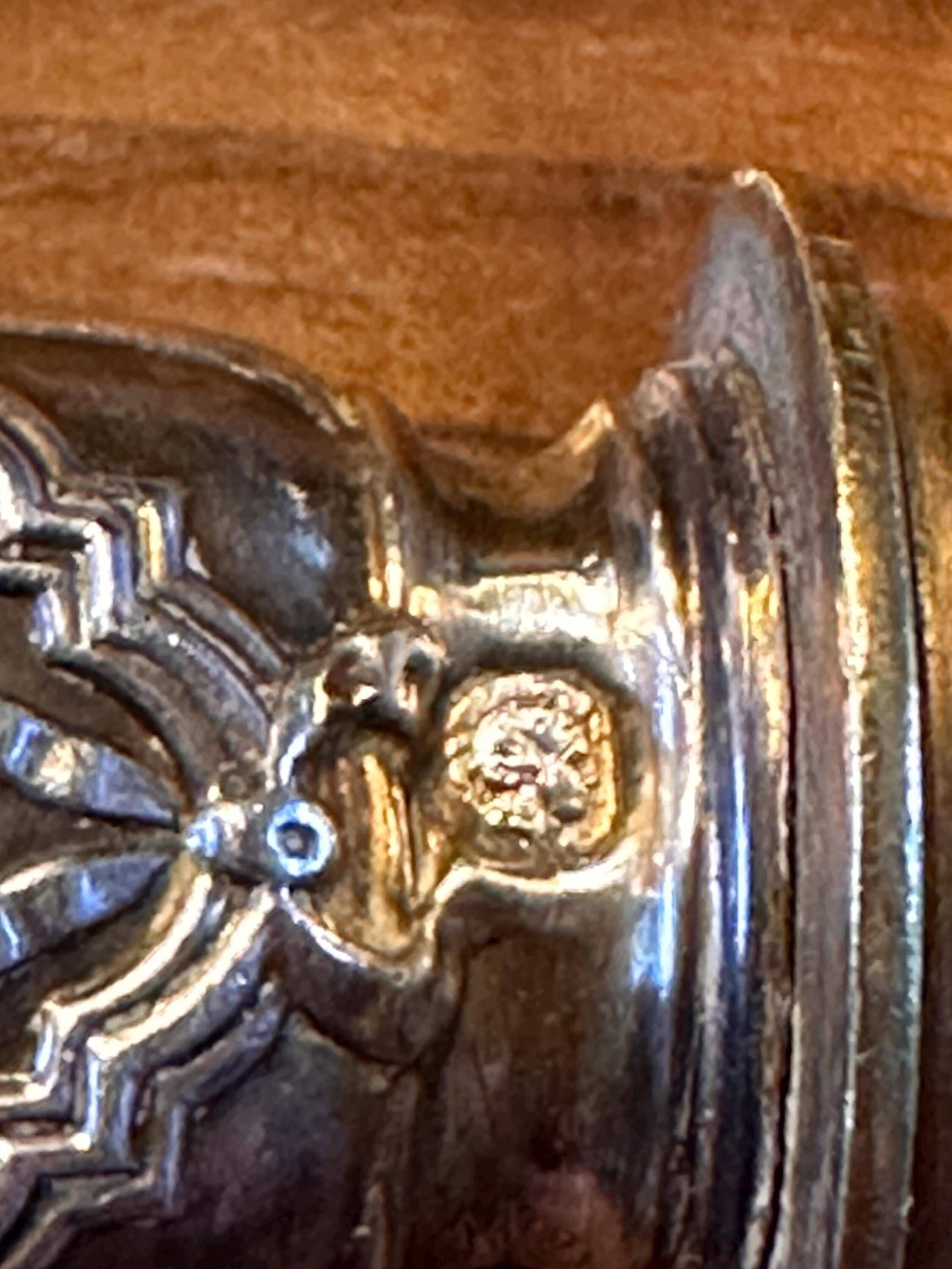 Silver-handled pie server Minerve, golden blade, Louis style.