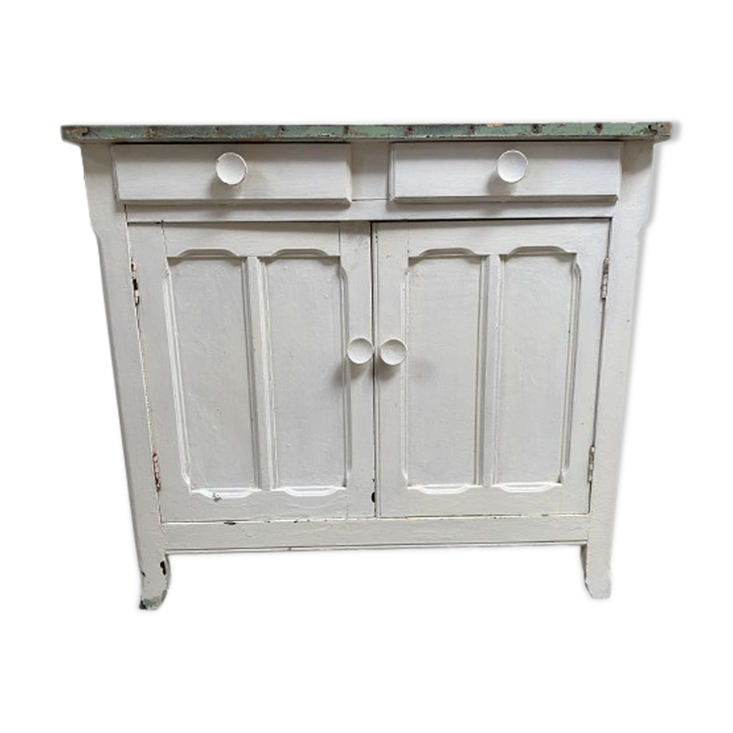 Parisian buffet to repaint