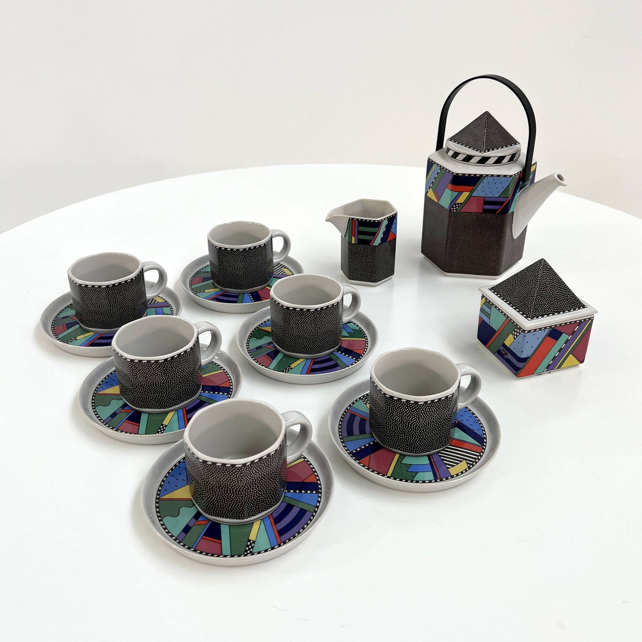 Tea service Scenario Metropol by Barbara Brenner for Rosenthal, 1990