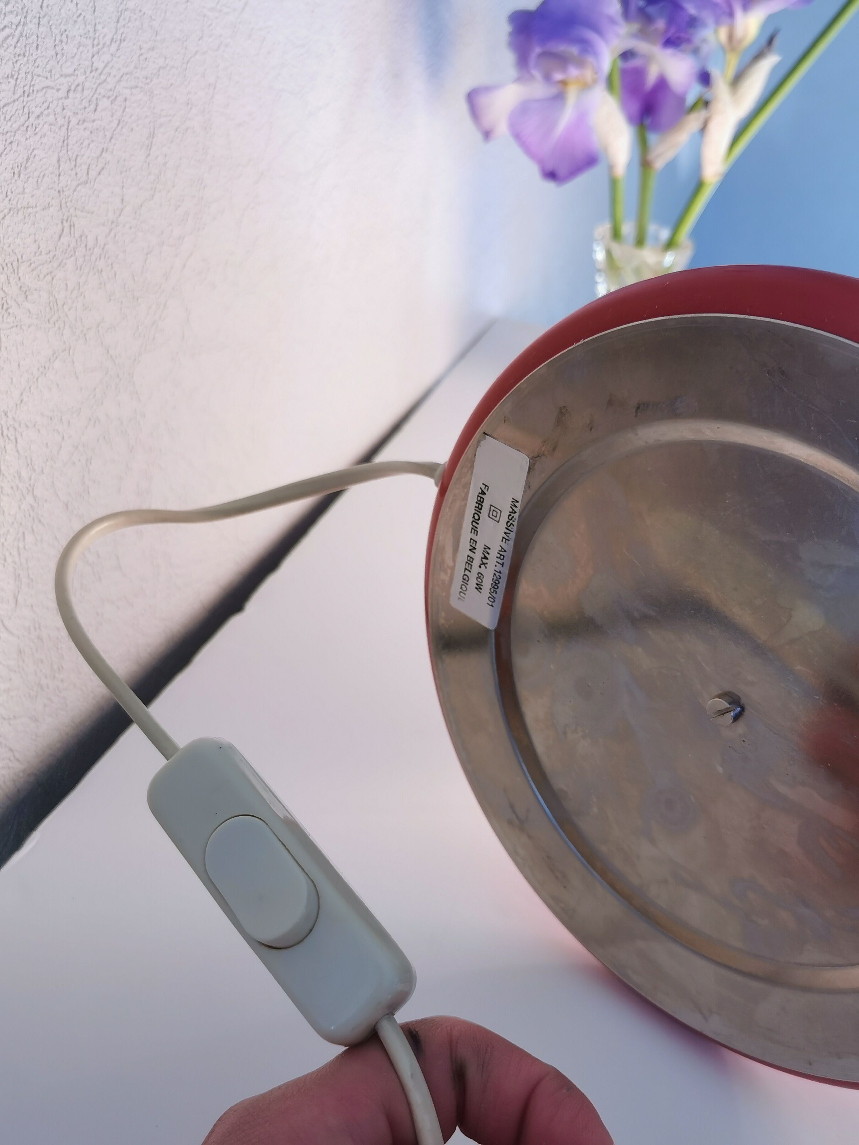 Mushroom lamp in lacquered steel and opaline, bubble gum, space age, 1970