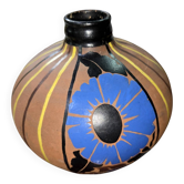 Mael: round ceramic vase from the Art Nouveau period with painted decoration.