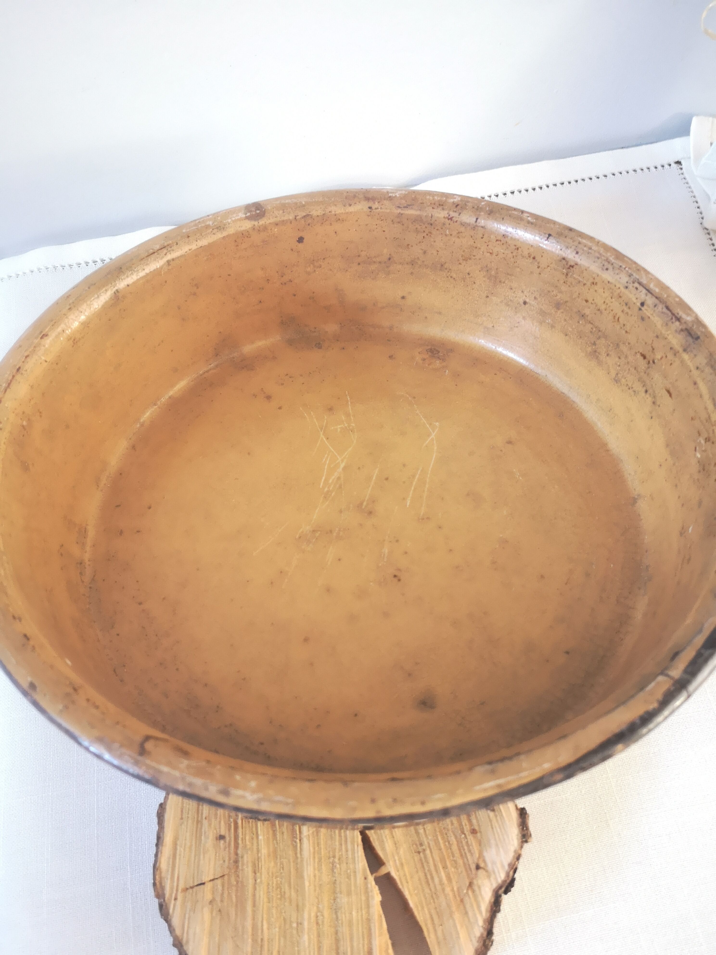 Ancient Soufflenheim pottery dish