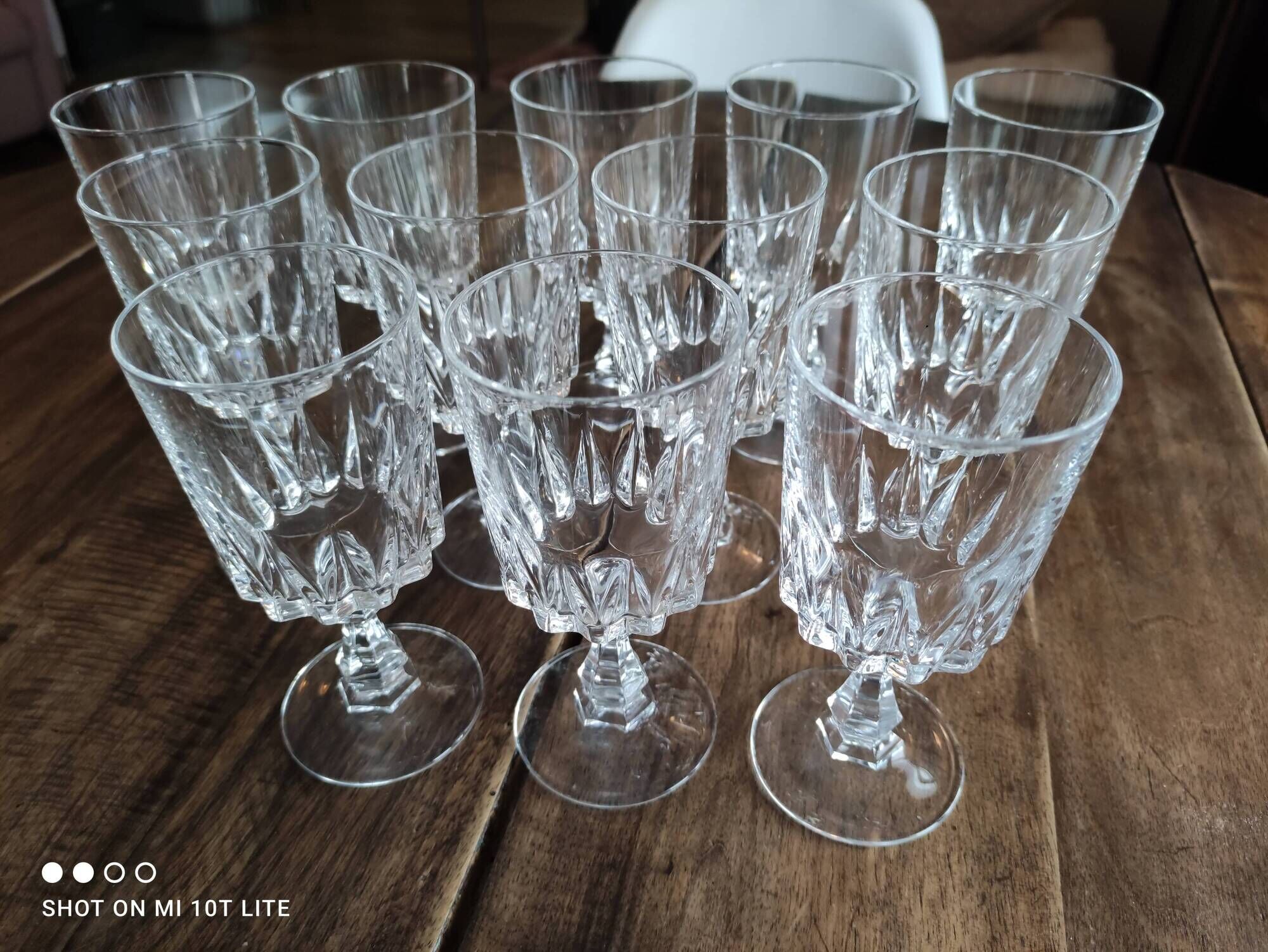 Set of 12 vintage wine glasses in chiseled crystal