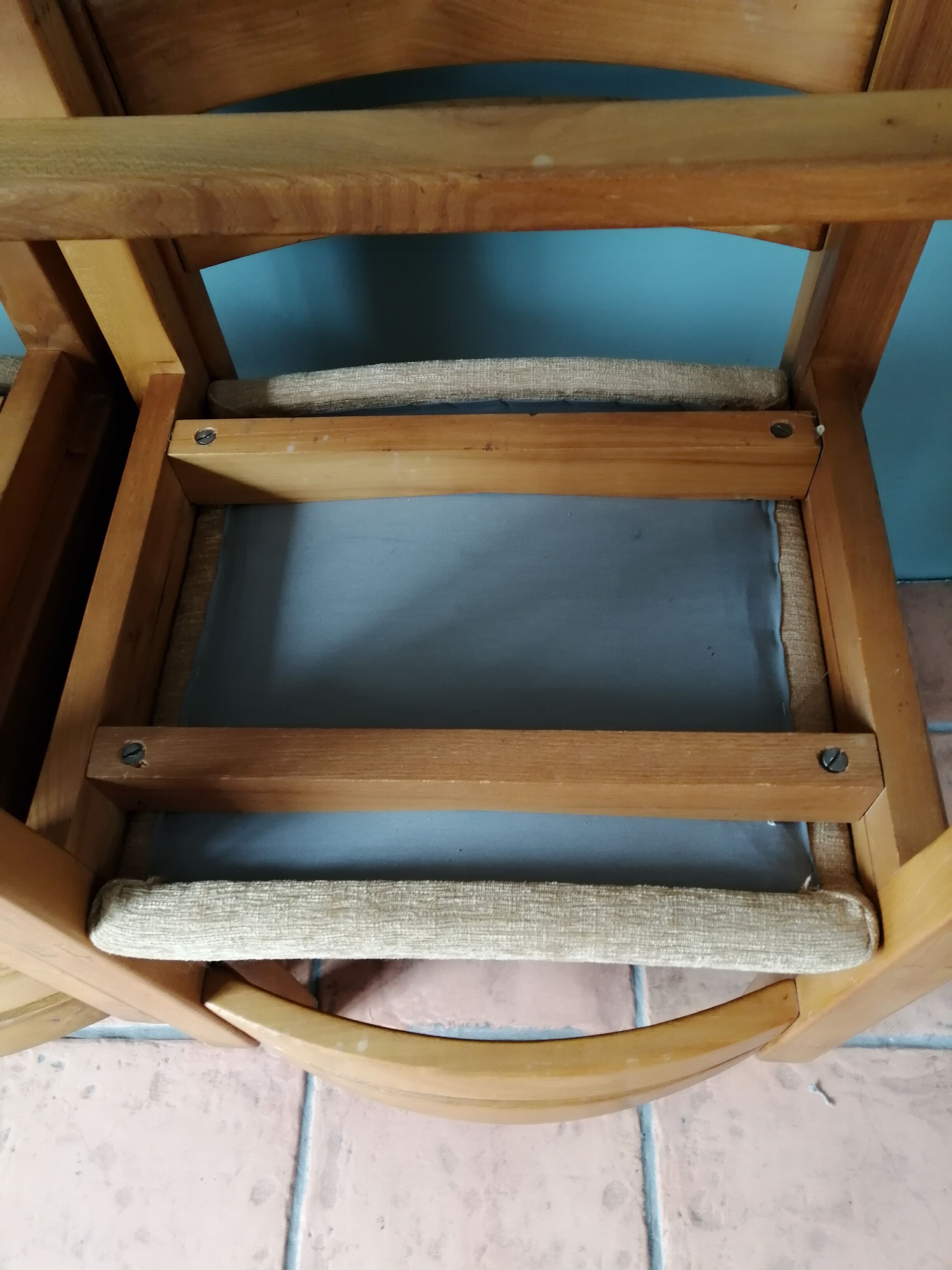 4 homemade chairs Regain