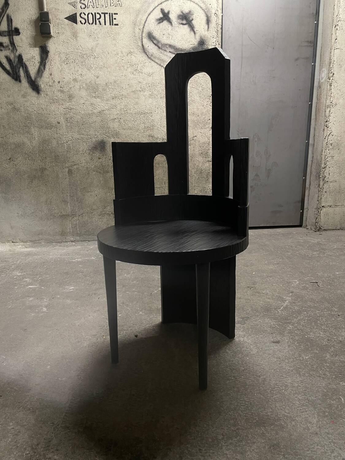 Room Studio Primitive and Modern Oak Sculptural Chair