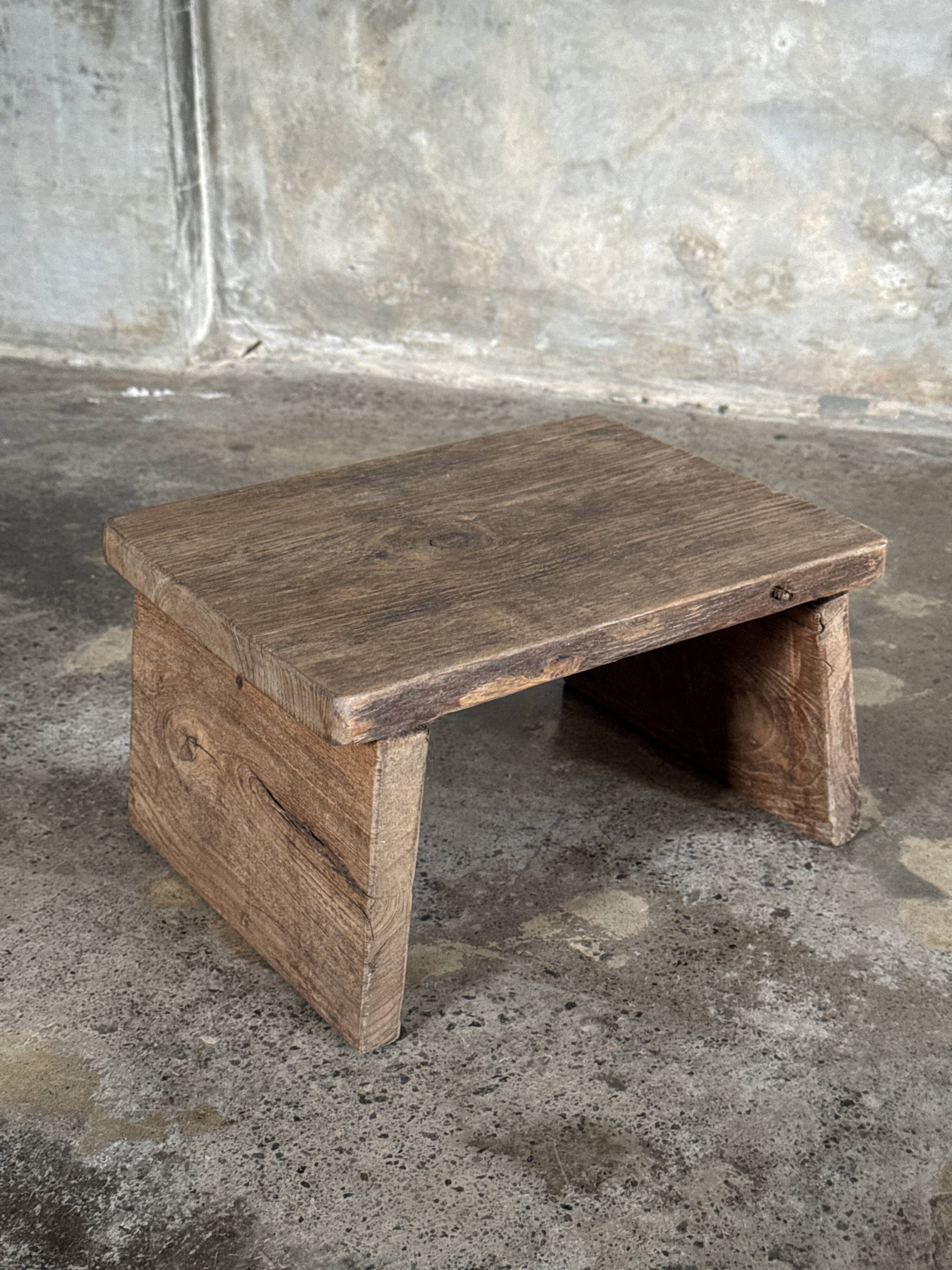 Small auxiliary stool in light antique teak (3279)