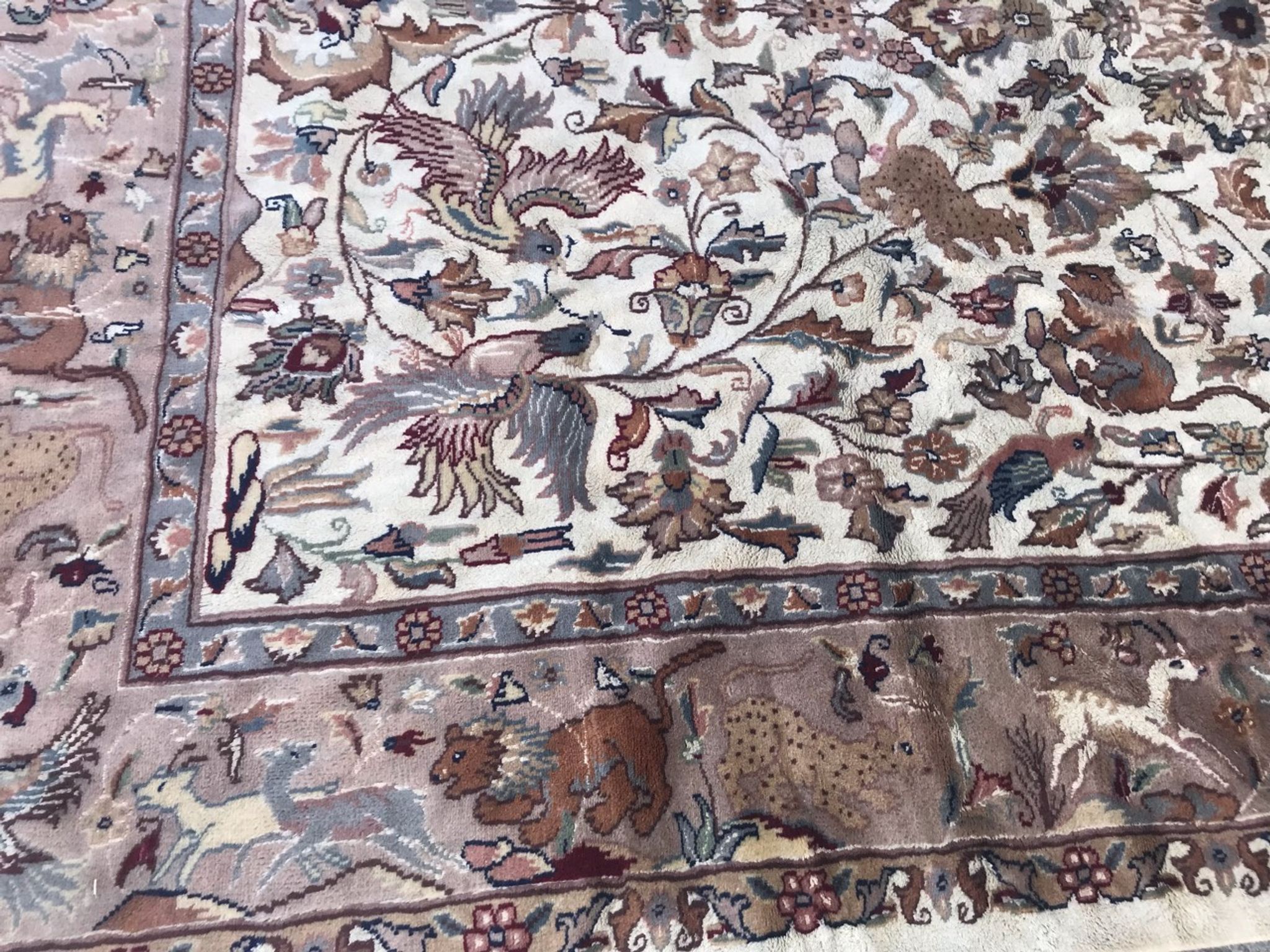 Pakistani carpet wool and silk handmade 190x295 cm