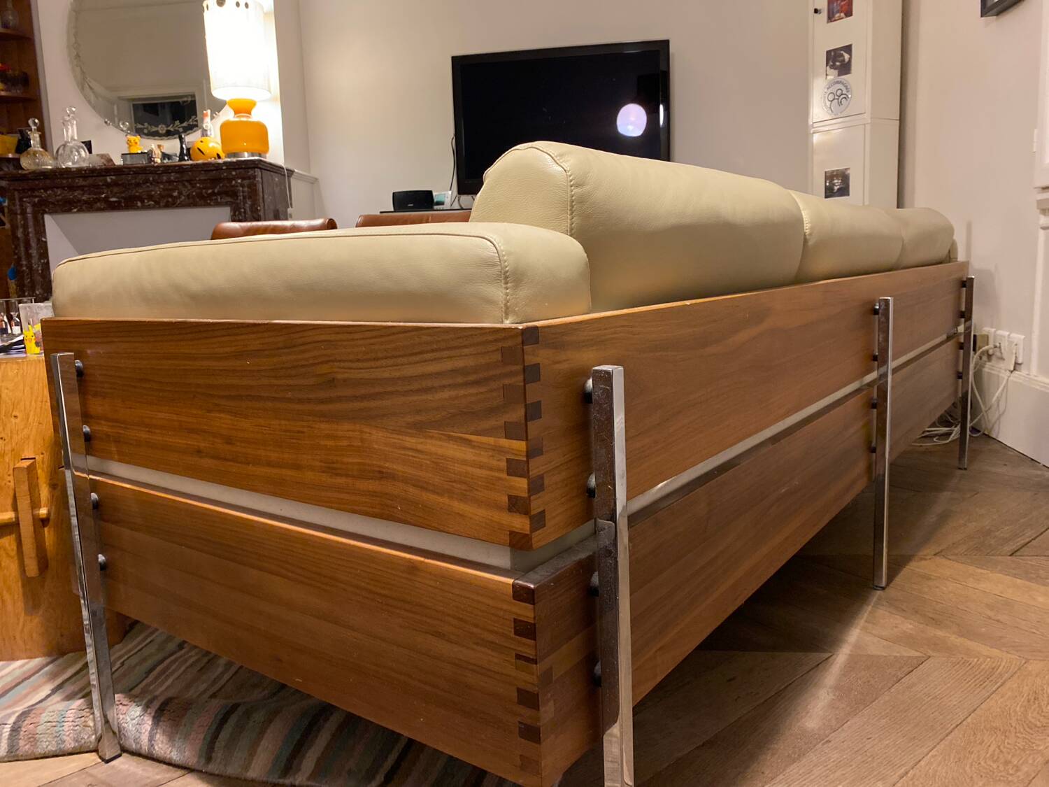 Beige leather canapé by Robin Day for Habitat