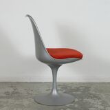 Chaises Tulip d’Eero Saarinen – Édition 50e Anniversaire par Knoll