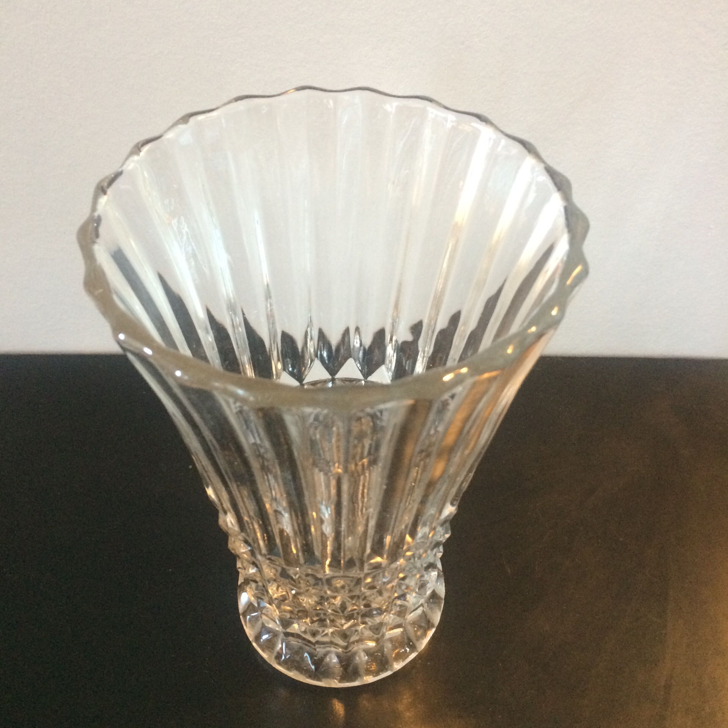 Glass vase