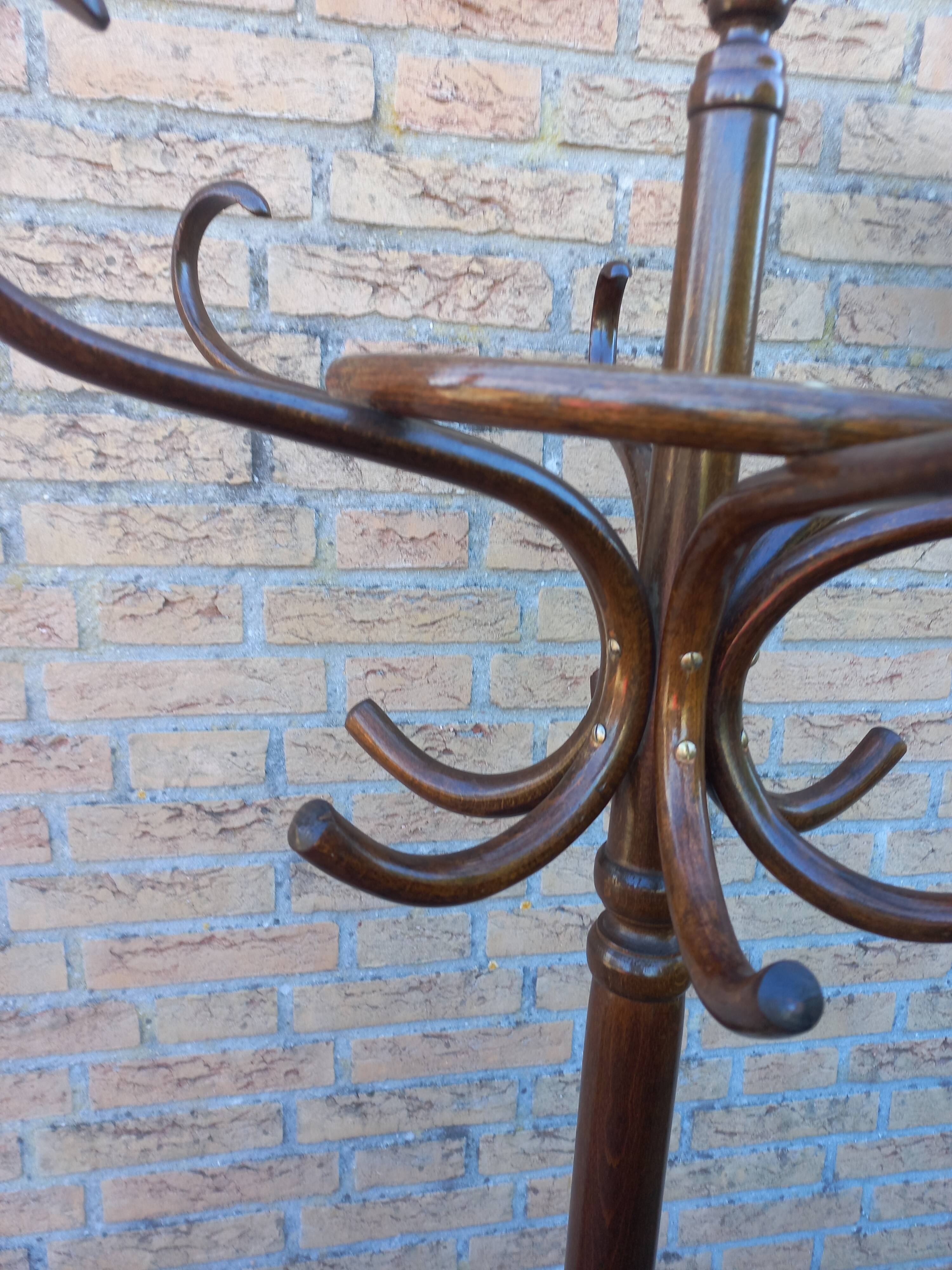 Vintage houten kapstok in Thonet stijl