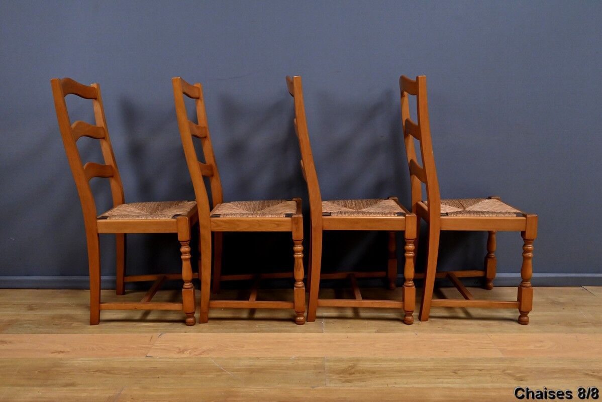 Set of 8 beech chairs – 1980