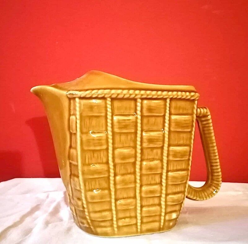 Aperitif pick in dabbling basket braided 70s