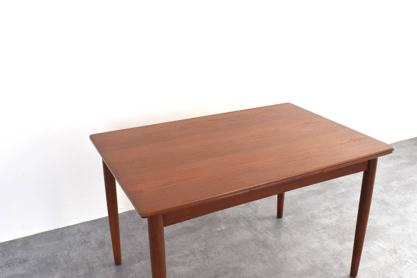 Mid-Century Danish Teak Extendable Dining Table, 1960s.