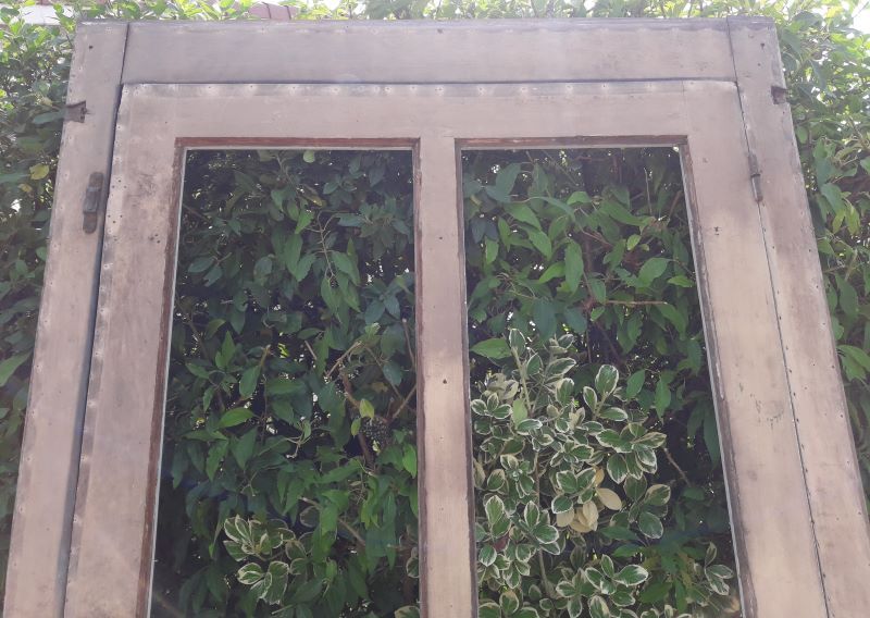 Entrance door 105x211cm + frame