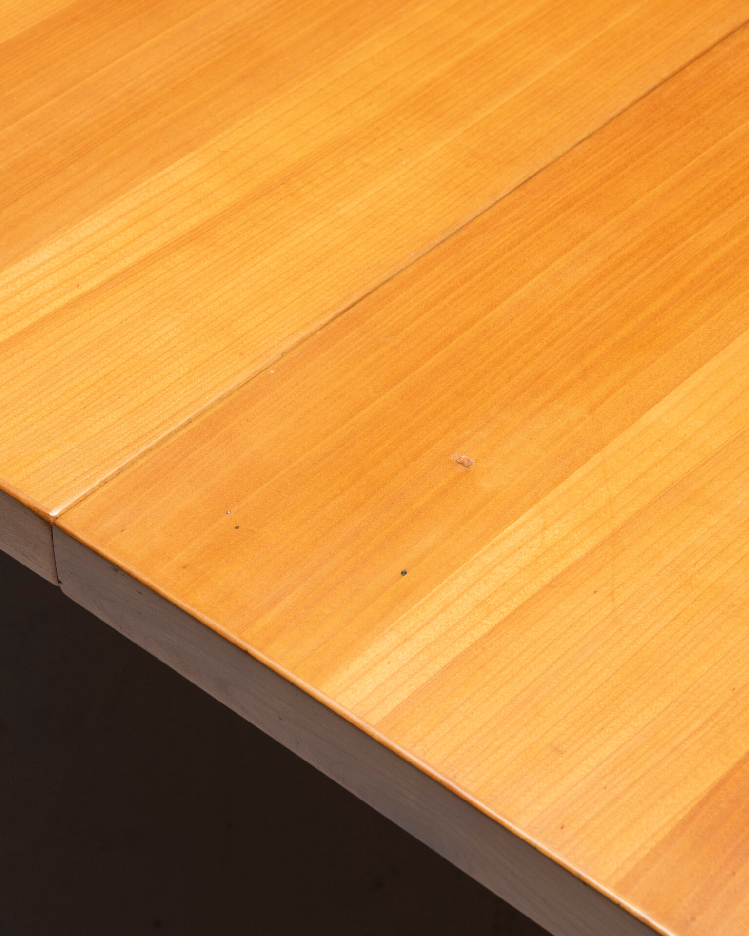 'No. 413' Extendable Dining Table in ash wood, Fred Ruf for Knoll Int., 1960's