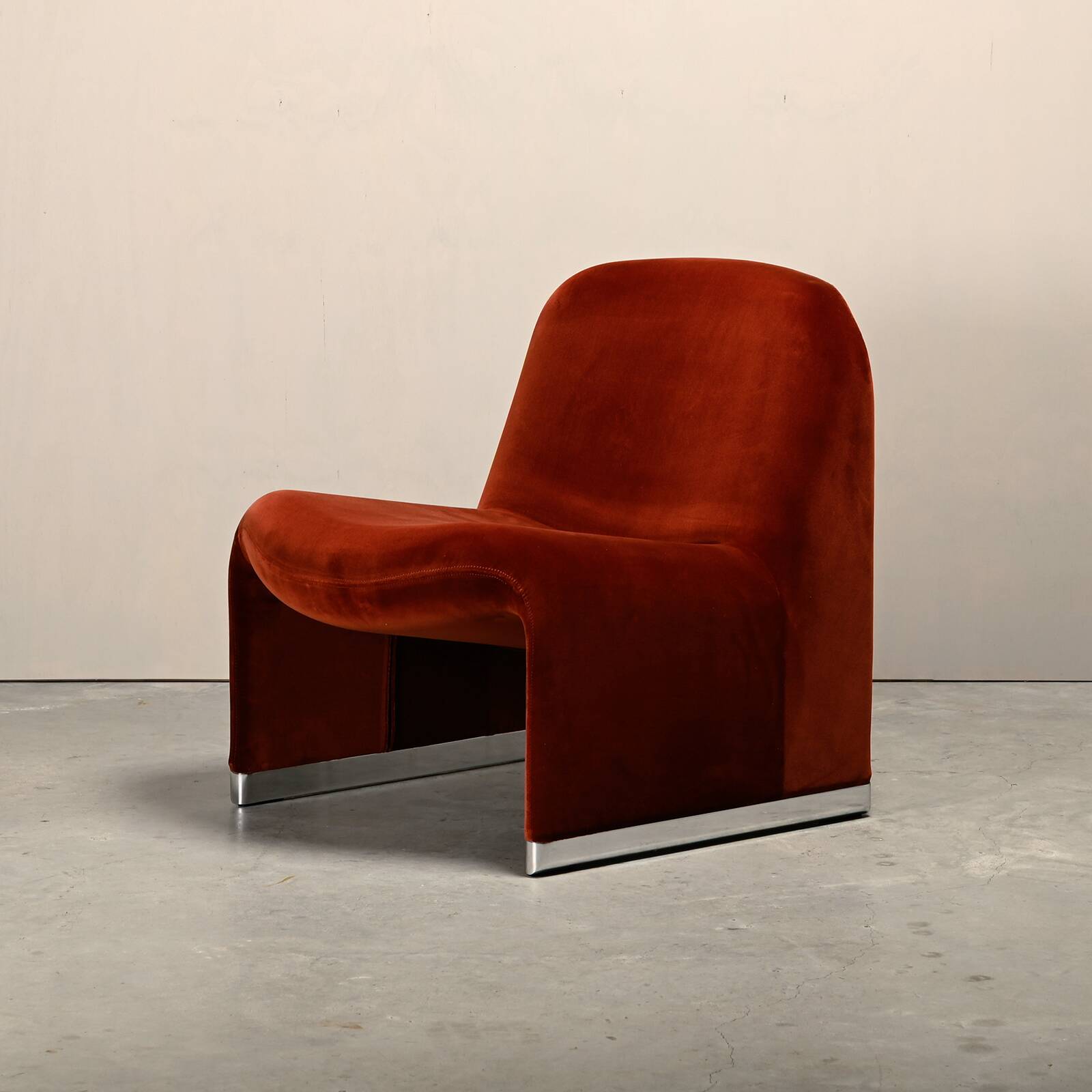 Giancarlo Piretti Alky Lounge Chair in Rust Velvet for Anonima Castelli,