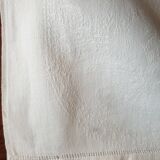 6 old towels 76.5 cm x 66.5 cm