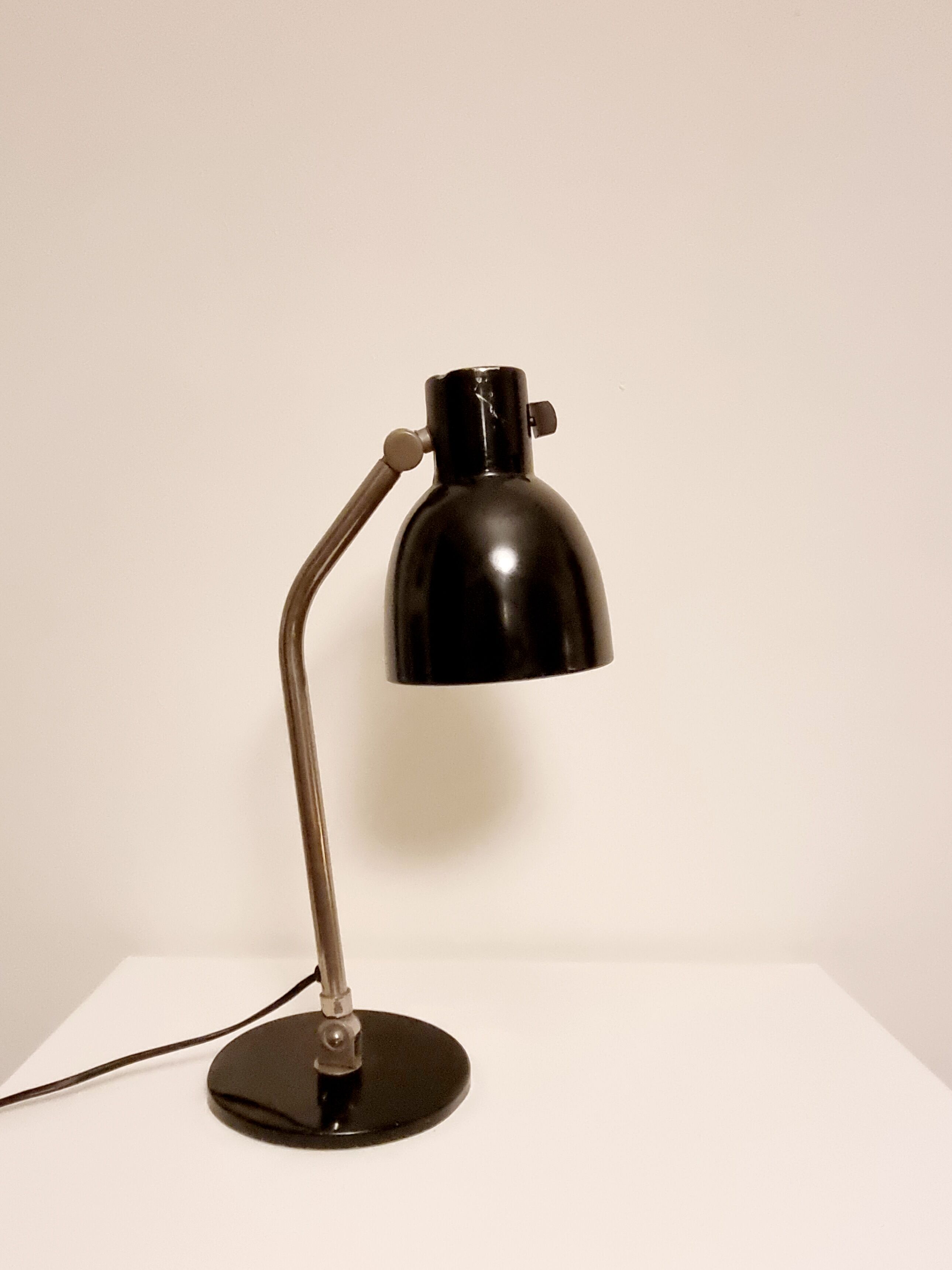 Hala Zeist industrial desk lamp 1950s, model 98 by H. BUSQUET