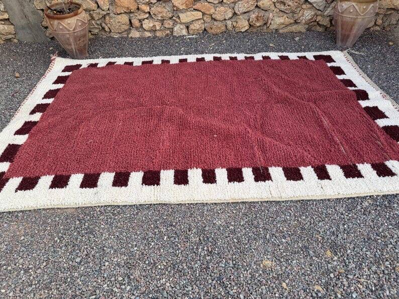 Handmade traditional artisan rug size 1.5/2.5 m