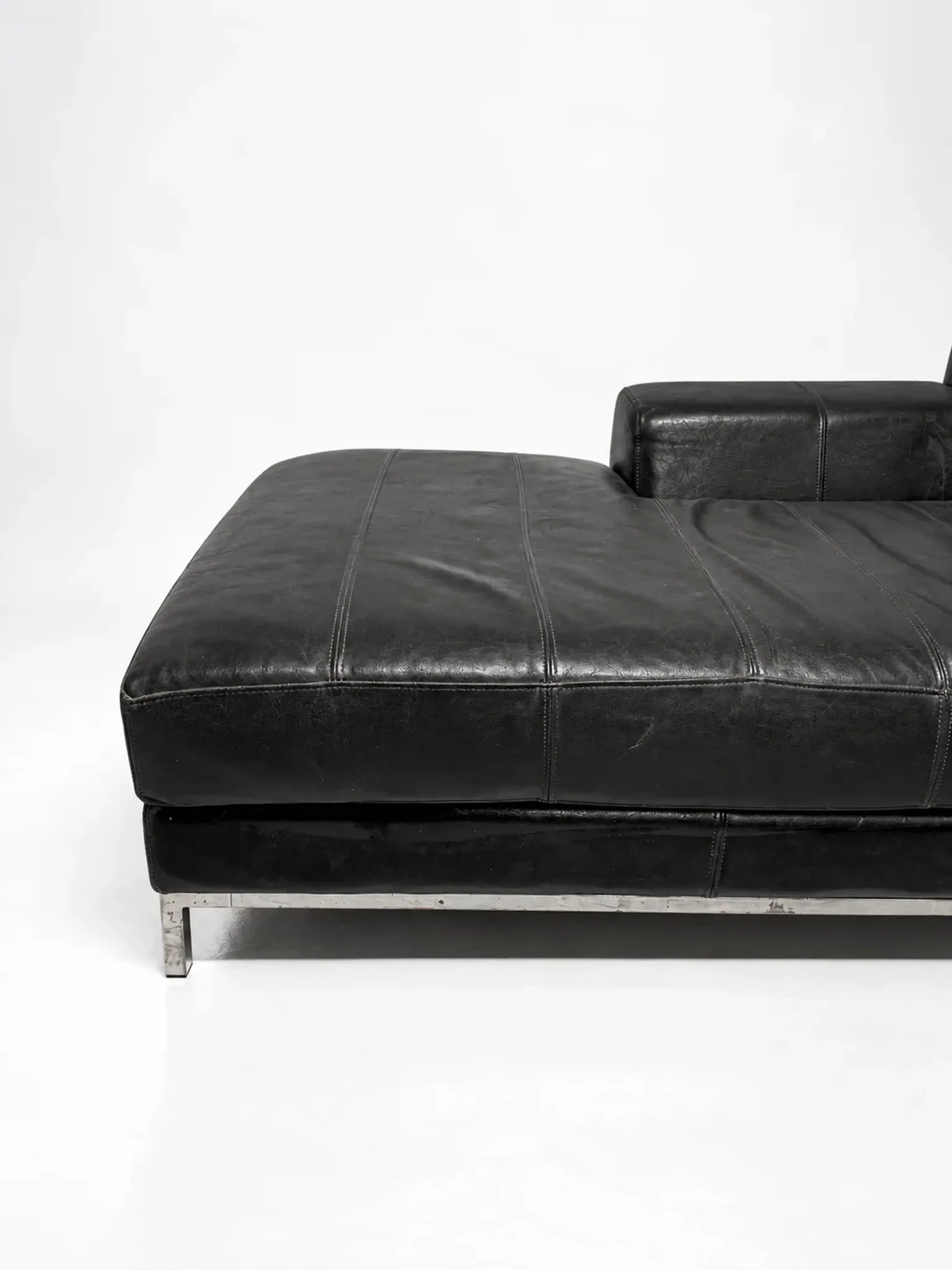 IKEA Kramfors black leather chaise longue