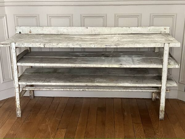 Ancien établi, meuble de métier en bois et métal
