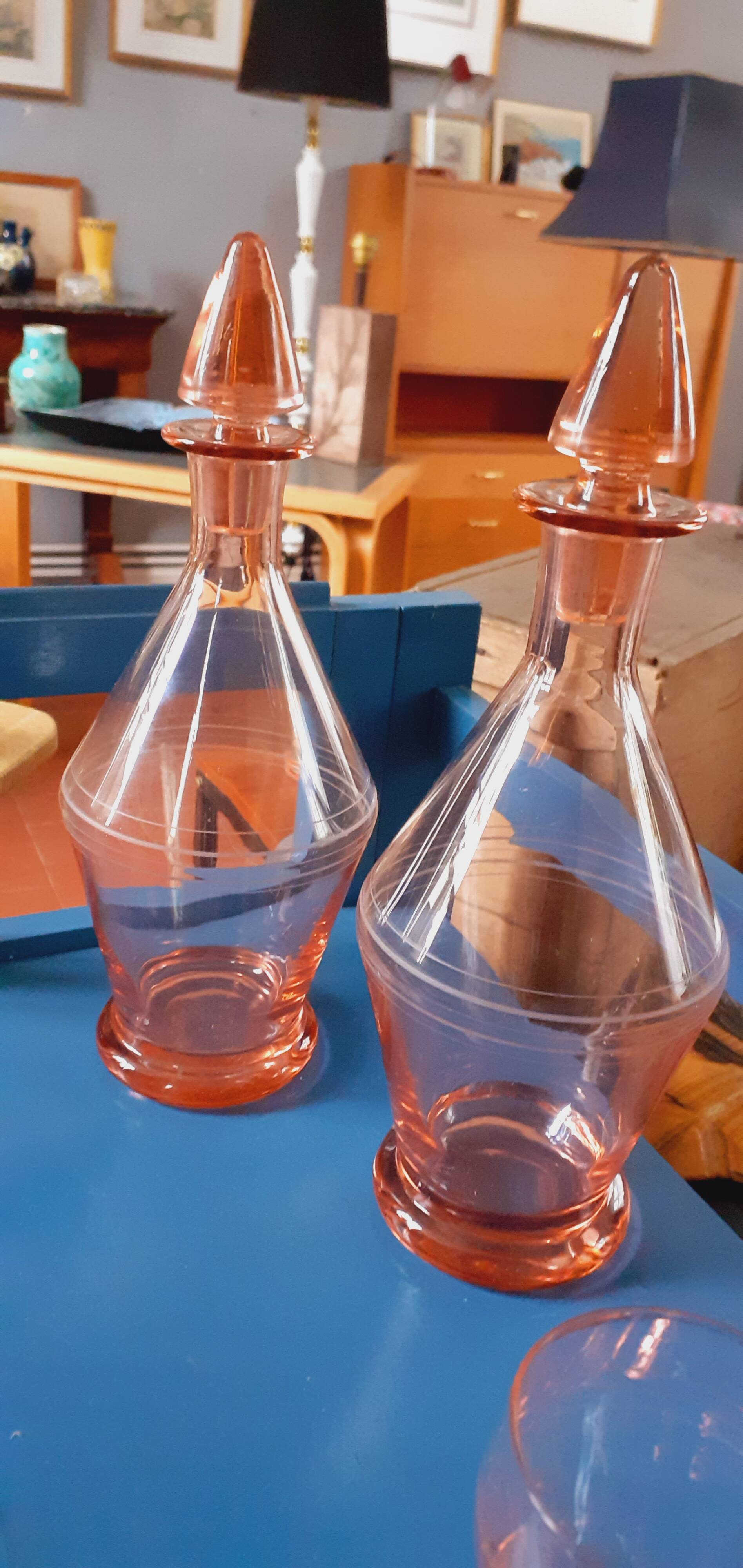 Pair of Art Deco decanters from the 1940s in blown glass