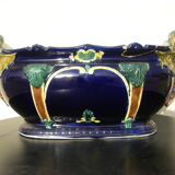 Slurry planter decorated with dragons by Thomas Forester & Sons