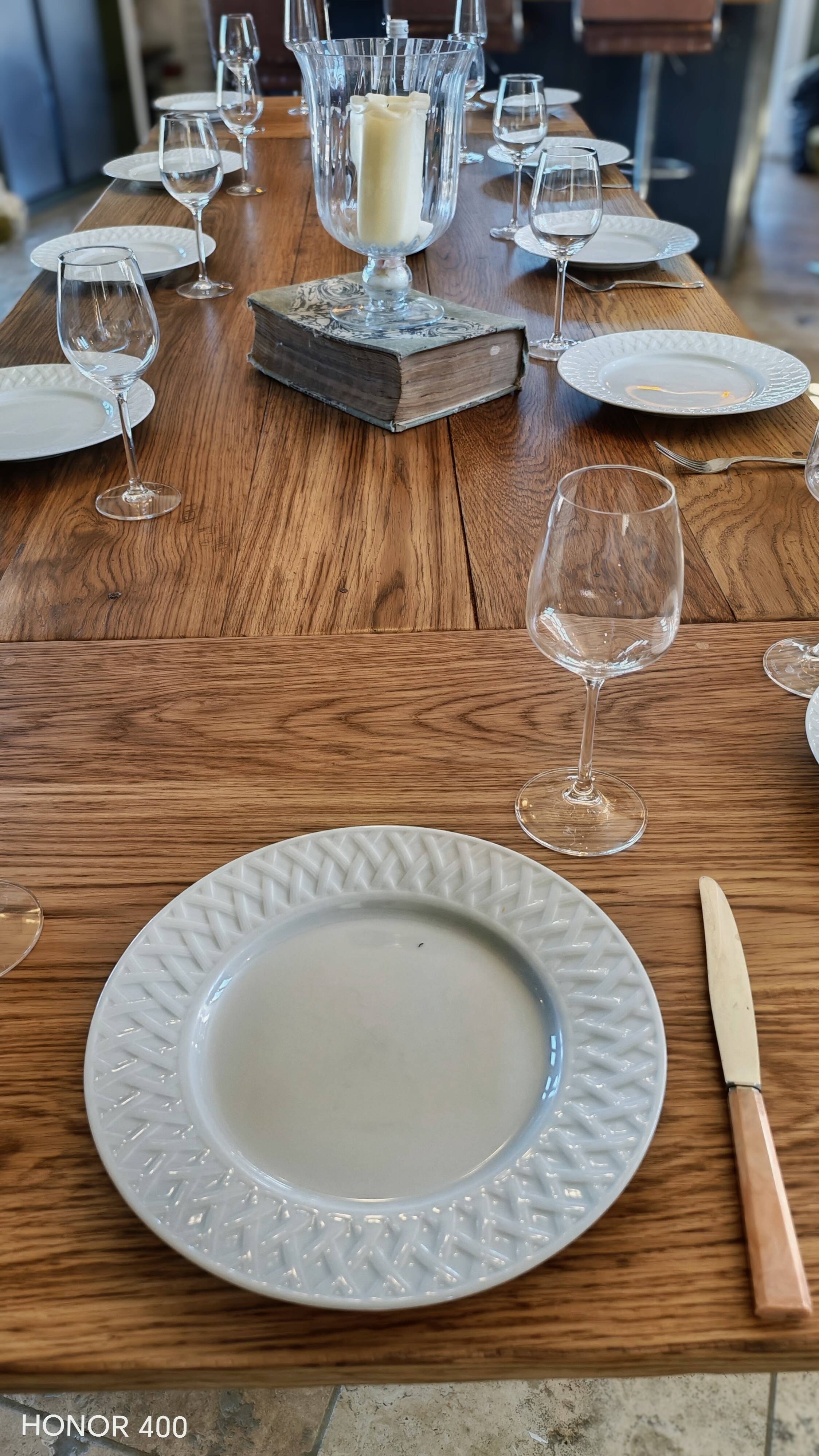 Table de ferme en chêne massif ,2 tiroirs, 2 rallonges,
