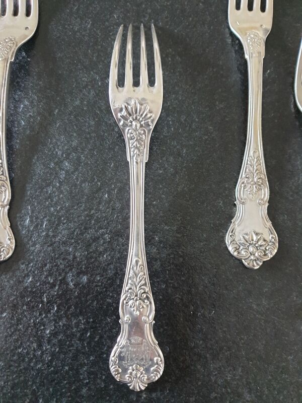 Set of 6 solid silver forks, Hénin goldsmith et cie, Minerve punch