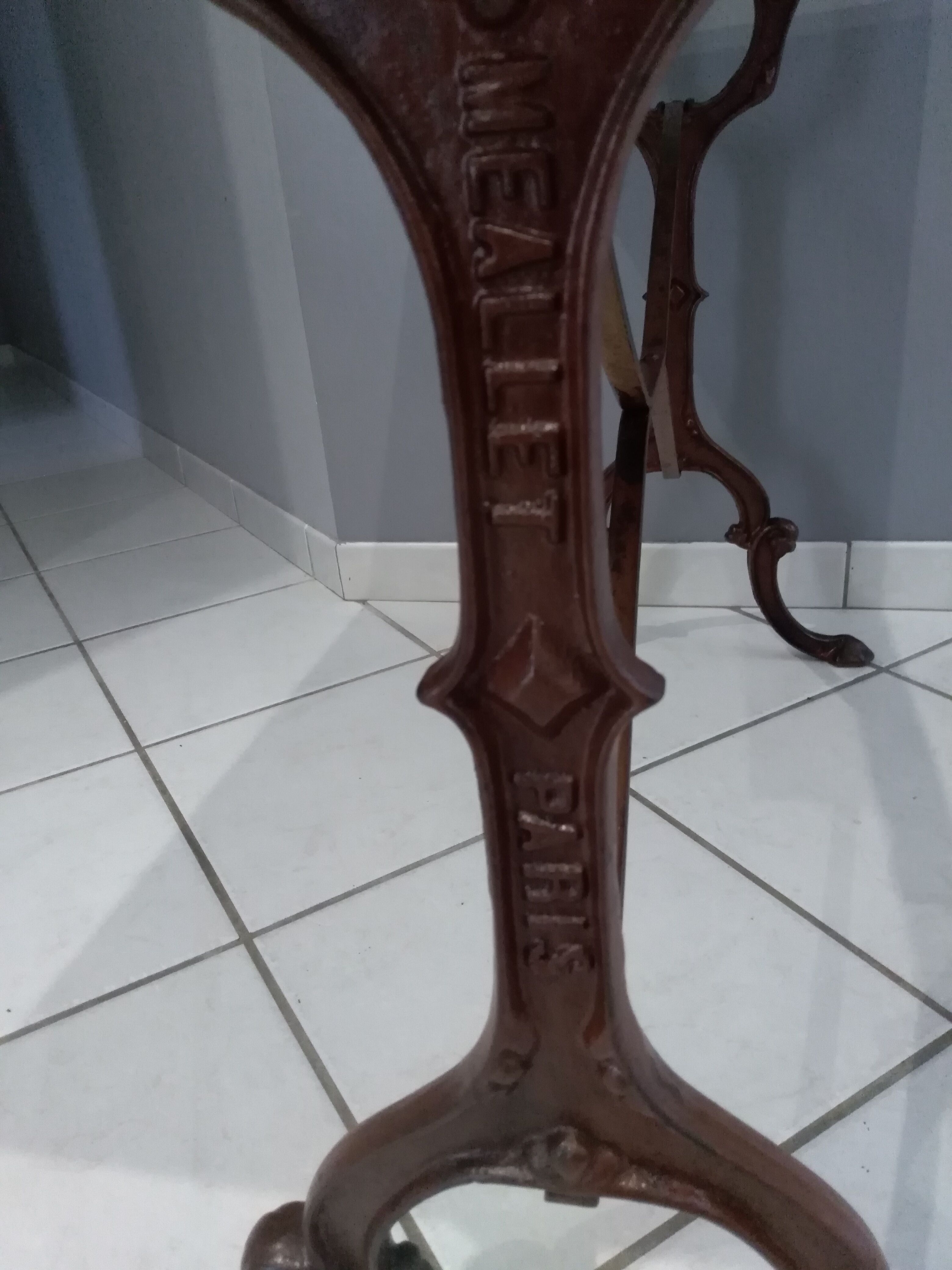 Marble bistro table Carrara 1910 Meallet Paris