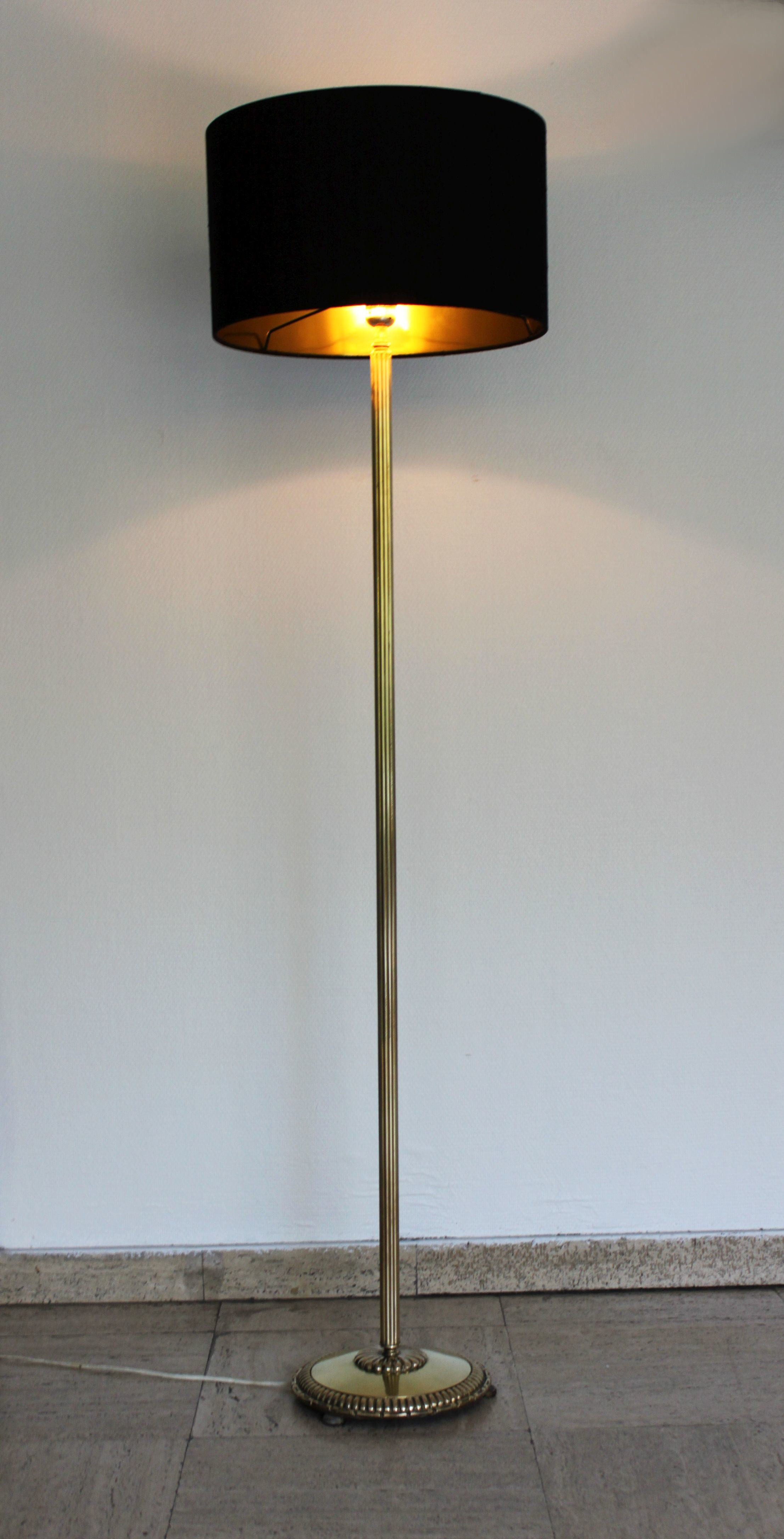 Neo-classical lamppost, empire style, 70