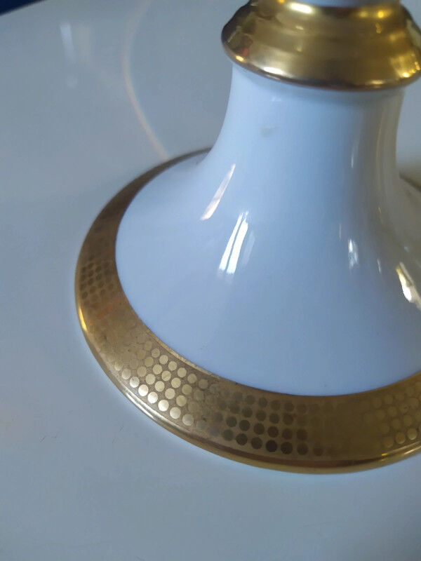 Fine porcelain candle holder