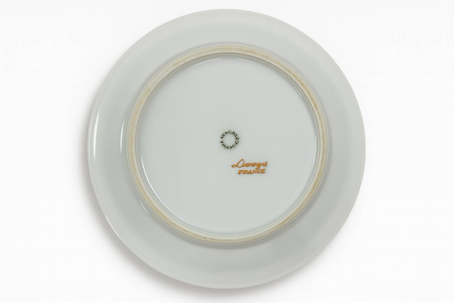Limoges Dinner Service – 54 pieces – Red and Gold Decor