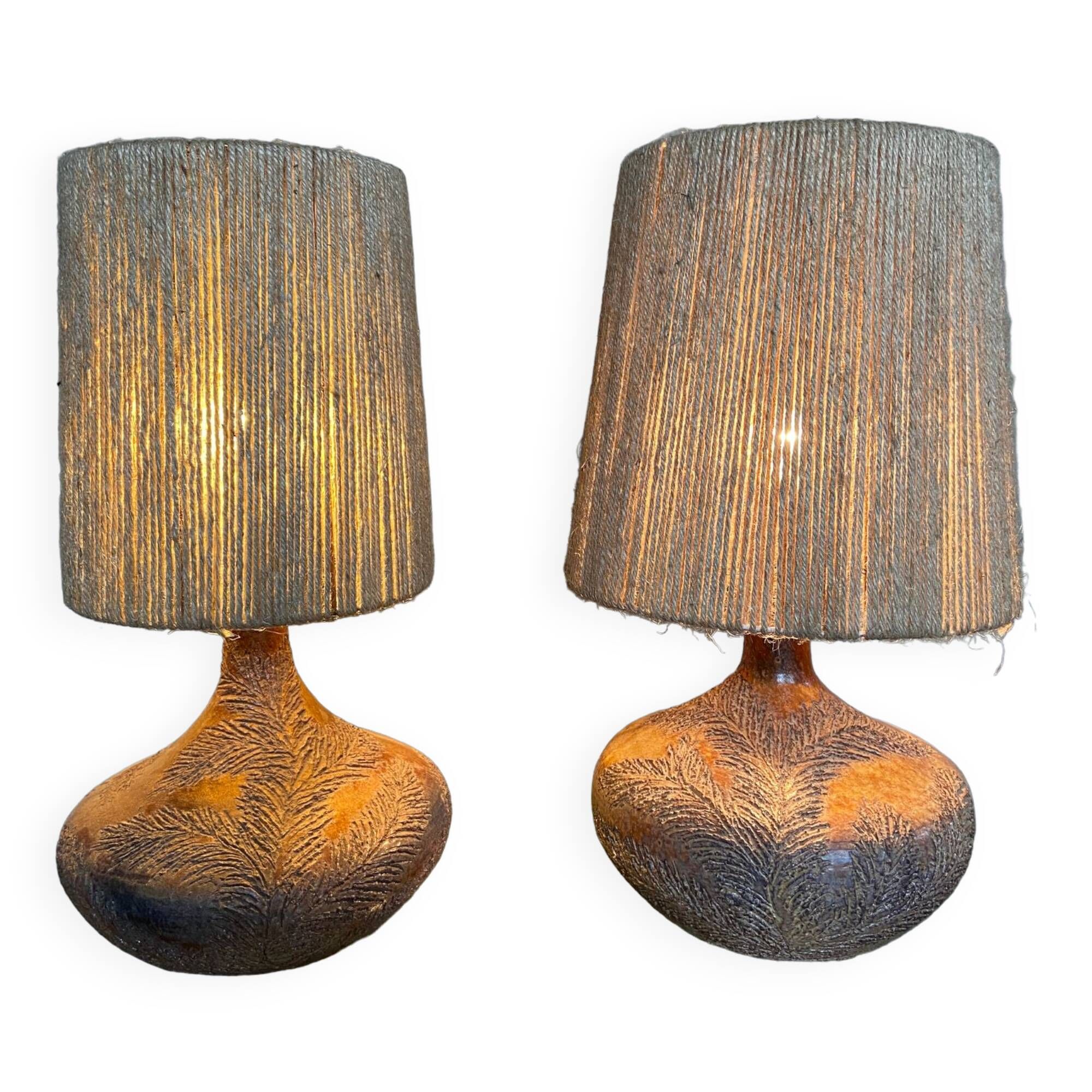 Pair of vintage Vallauris scarified seagrass stoneware lamps and rope lampshade