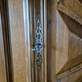 Bonnetière called standing man in solid oak with diamond points, Louis XIII style