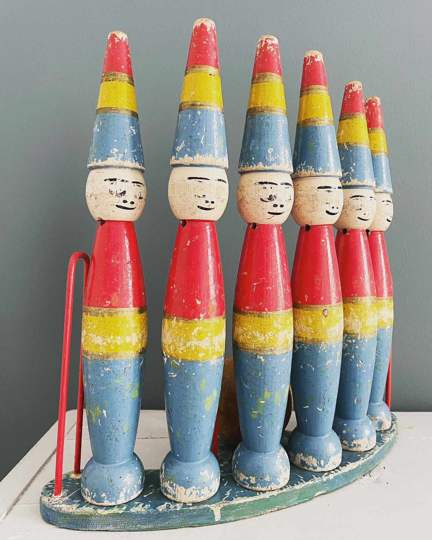 Old bowling game from the 1930s