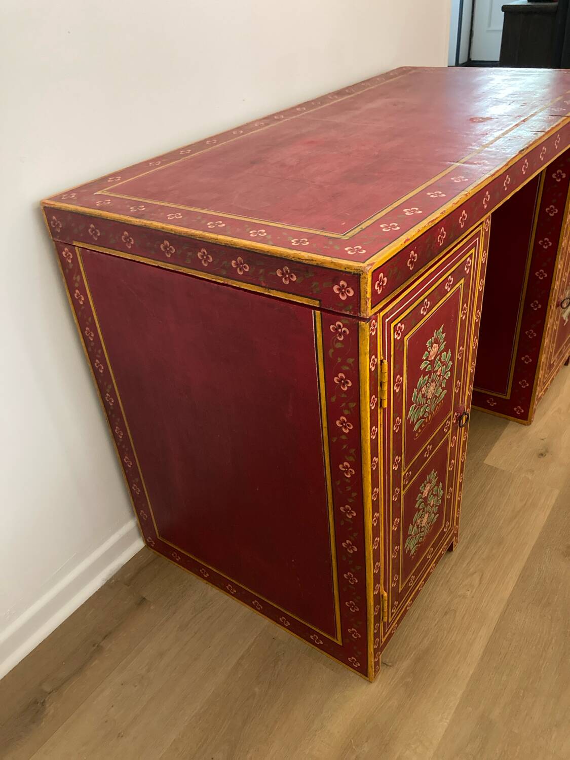 Bureau décor peint à la main