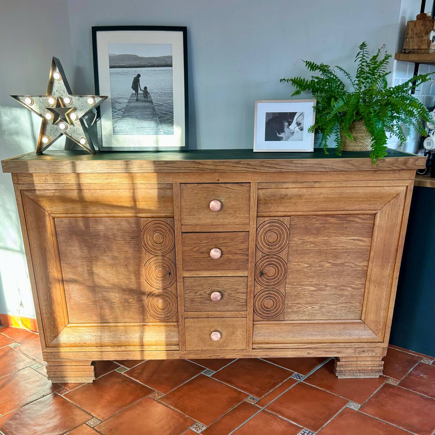 Enfilade inspired by the style of Charles Dudouyt.