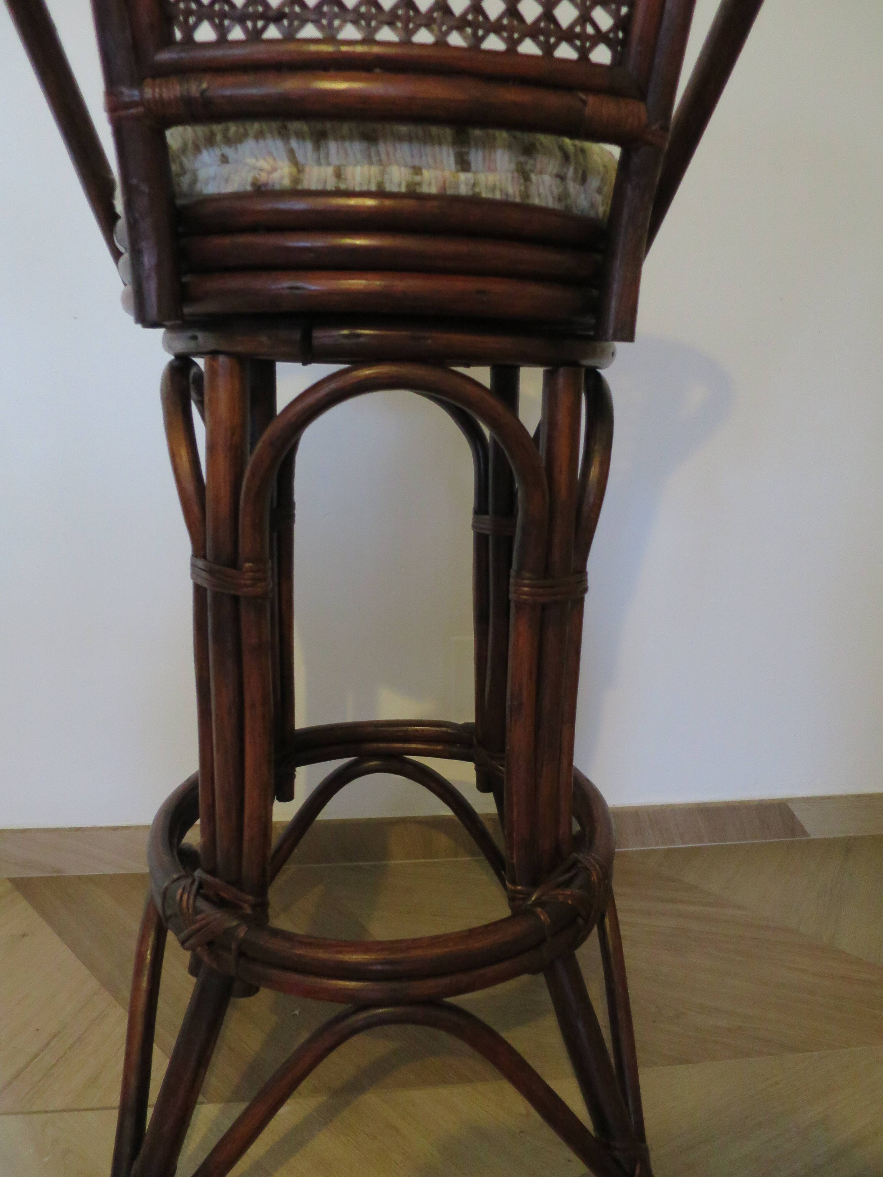 Set of 2 swivel bar stools / chairs - wood - cane - rattan - 80s