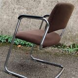 Paire de fauteuils cantilever Strafor