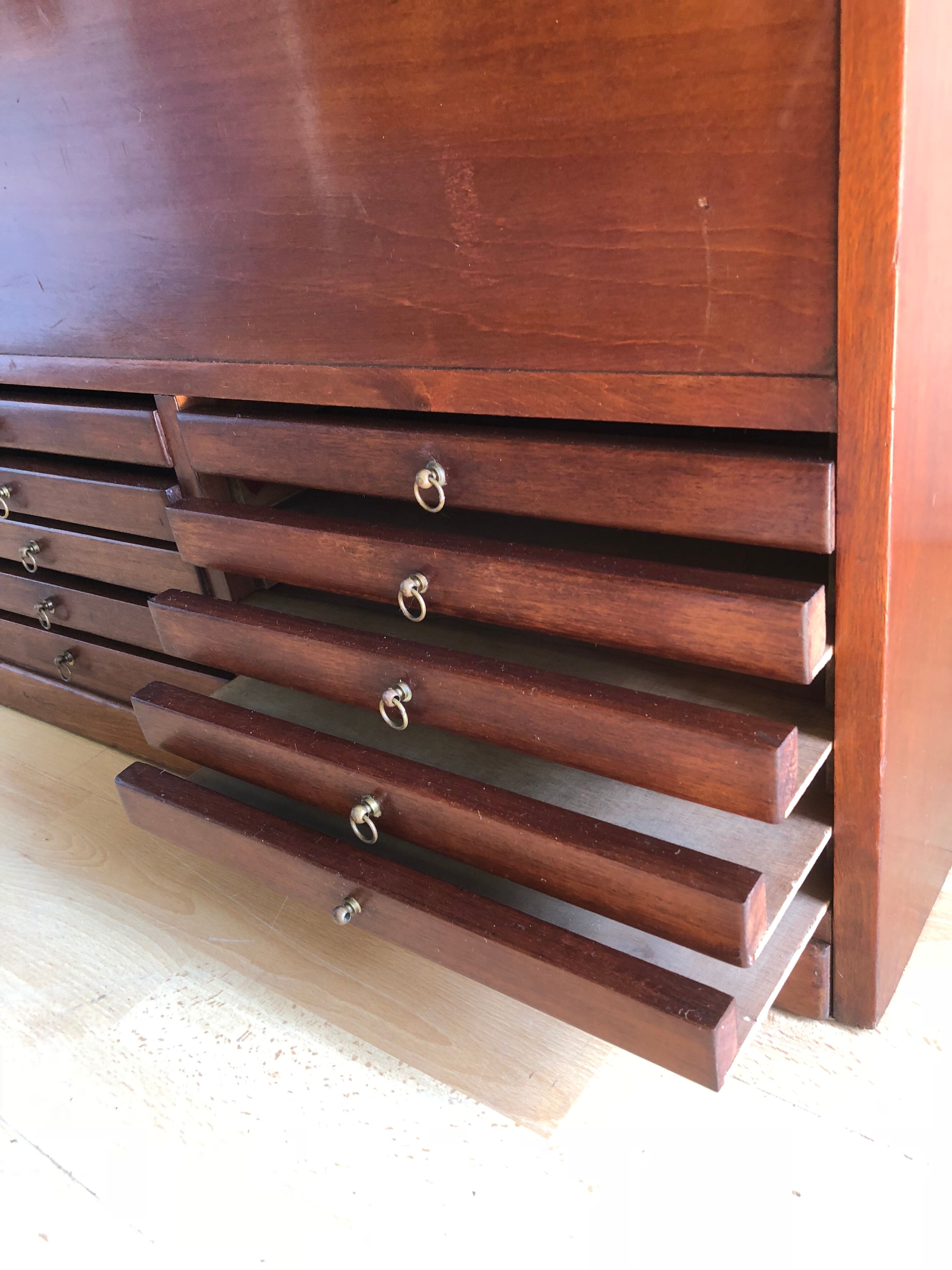 Storage box