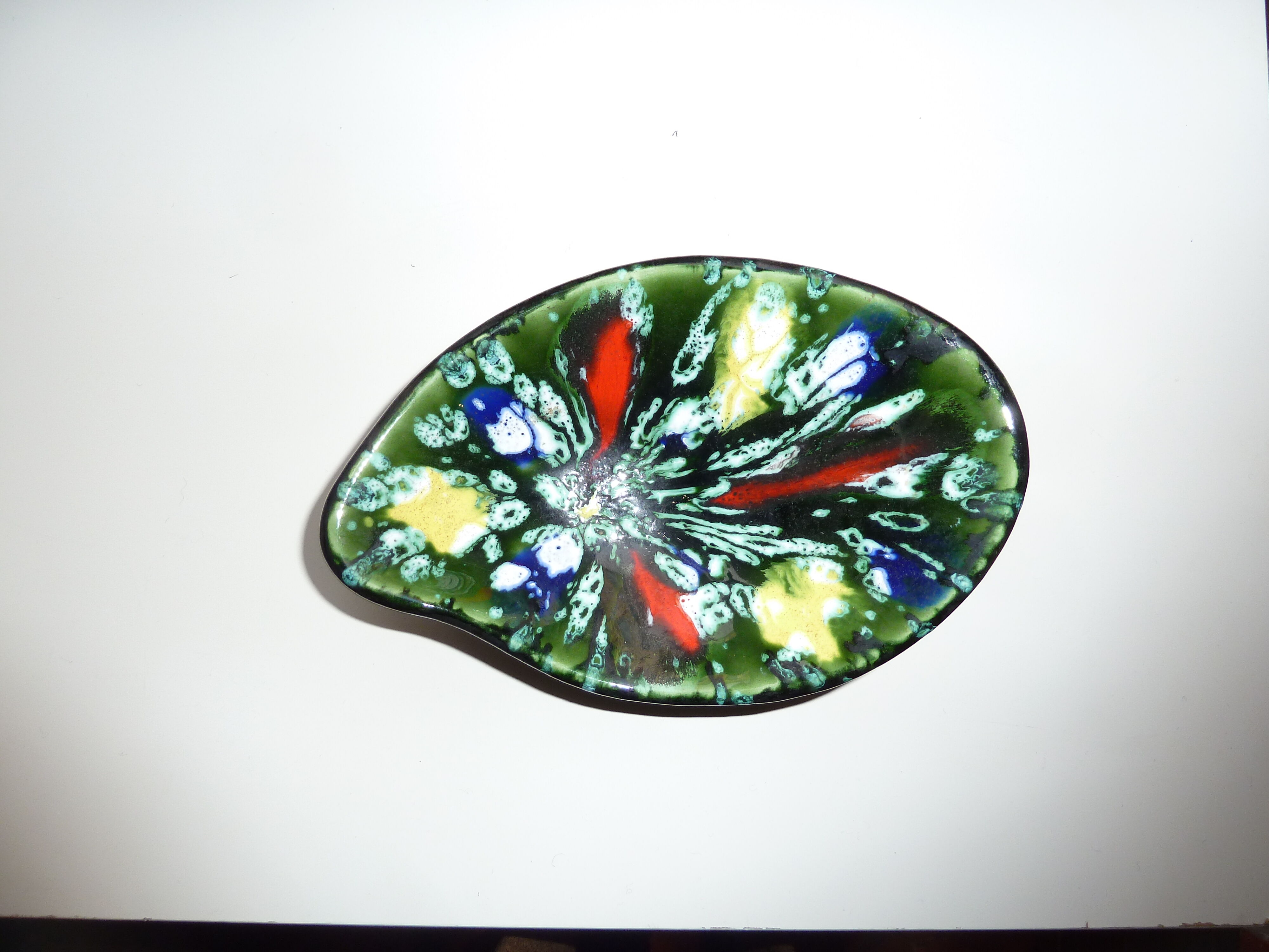 Former cup tripod signed A.Dressinval bright colors France