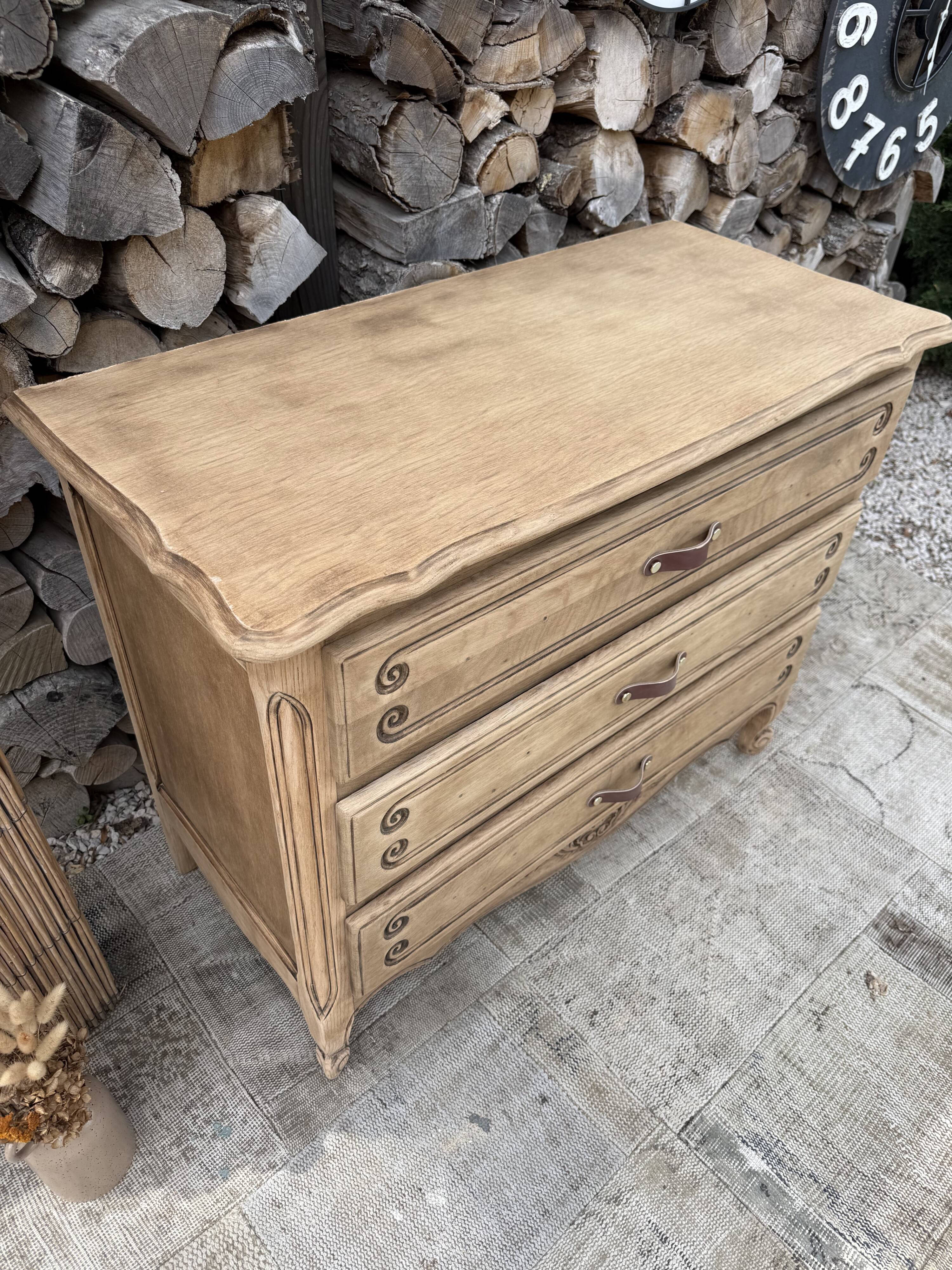 Commode bois rénovée